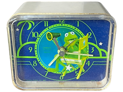 Retro Plastic Kermit Clock Props, Prop Hire