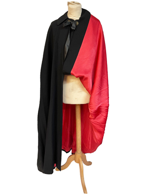 Red Lined Quality Dracula Capes Props, Prop Hire