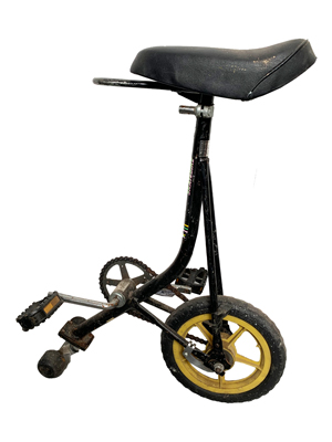 Unicycle with Stabiliser Props, Prop Hire