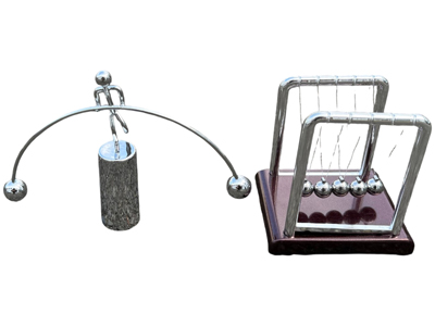 Executive Desk Toys Newtons Cradle Props, Prop Hire