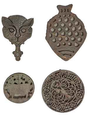 Wall Door Metal Emblems Props, Prop Hire