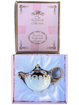 Collectors Miniature Leonardo Collectors Porcelain  Teapot Props, Prop Hire