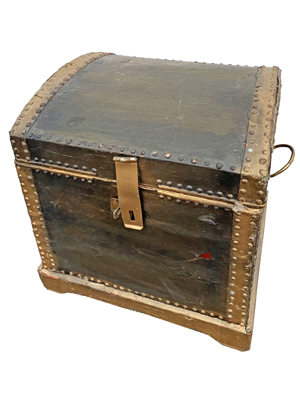 Treasure Chest Barrel Studded Props, Prop Hire