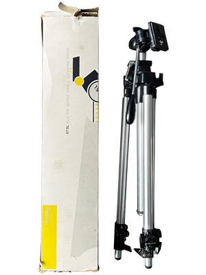 Flip Top 3 Section Camera Tripod Props, Prop Hire