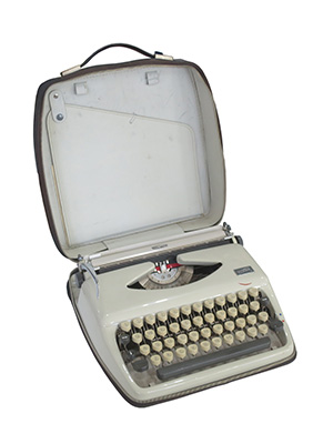 Retro Typewriter Props, Prop Hire